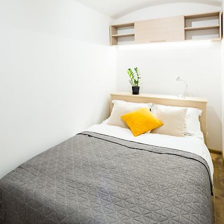 New Large 2 Bedroom In Lviv Historic Centre Exterior foto