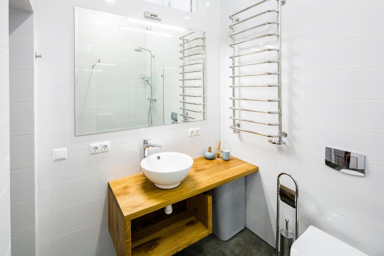 New Large 2 Bedroom In Lviv Historic Centre Exterior foto